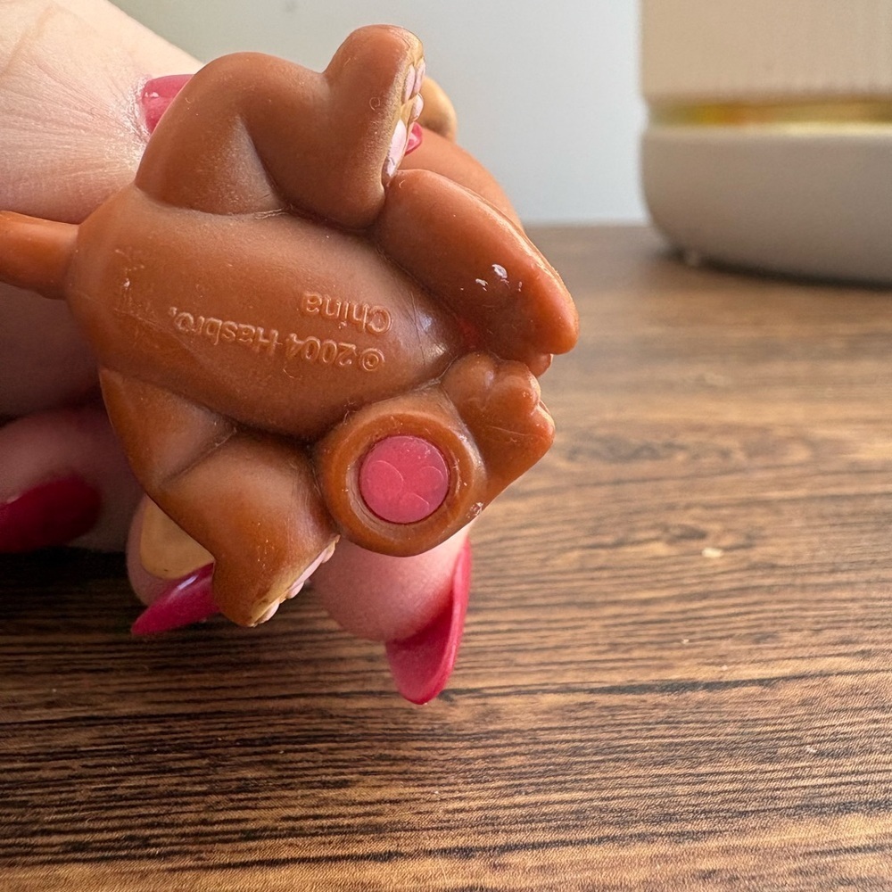 Littlest Pet Shop Brown Puppy Purple Eyes 2004 Hasbro LPS Dog - Picture 2 of 4